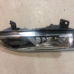 Farol nevoeiro frente esquerdo  |  Nissan Micra
