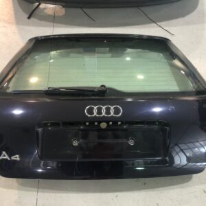 Tampa da mala  | Audi A4 Avant (8D5 , 1.9 TDi )